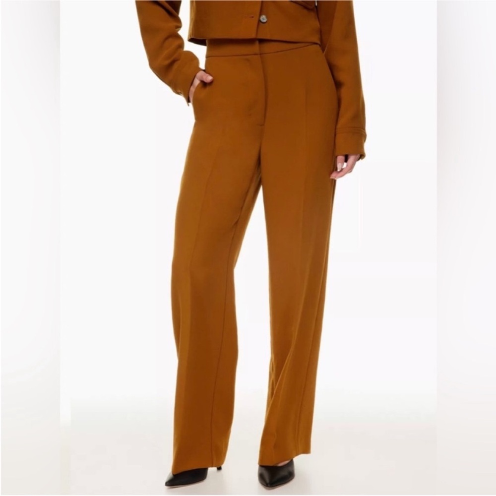Wilfred Alanya Pant